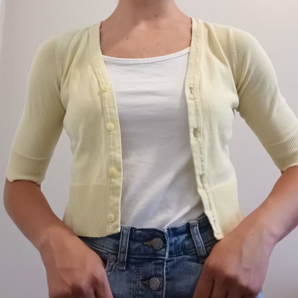 Childrens short yellow sweater